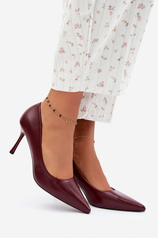 Zapatos de tacón clásicos de cuero sintético, color burdeos Nesha