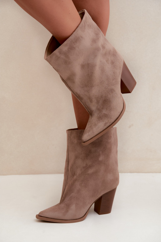 Botines de mujer de punta en color caqui Hileta
