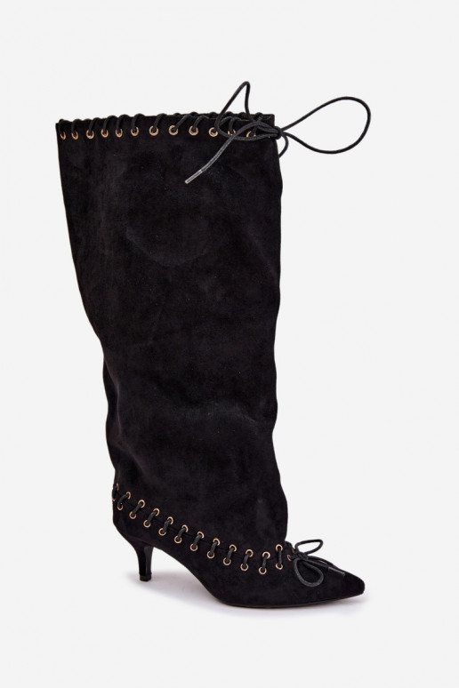 Botas altas con tacón medio de ante sintético con cordones decorativos en color negro Juletta