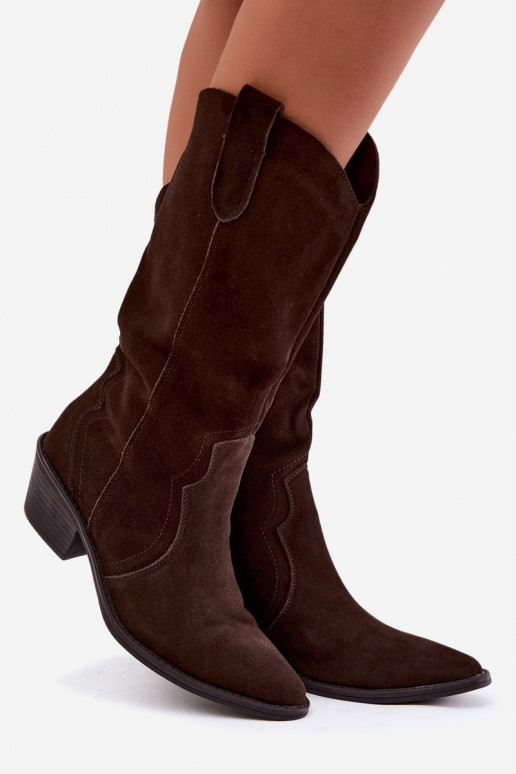 Botas altas de estilo cowboy de ante natural con aislamiento y tacón en color chocolate Radley