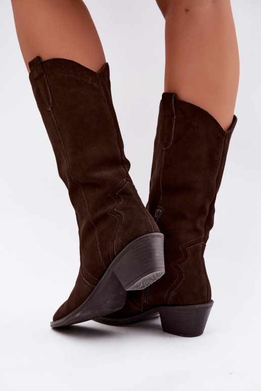 Botas altas de estilo cowboy de ante natural con aislamiento y tacón en color chocolate Radley
