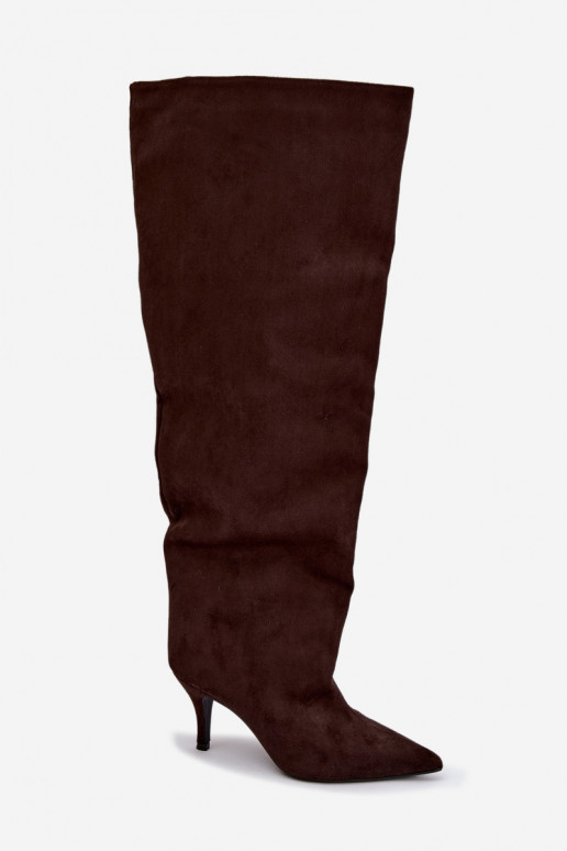 Botas altas para mujer slip-on con tacones finos en color chocolate Corly