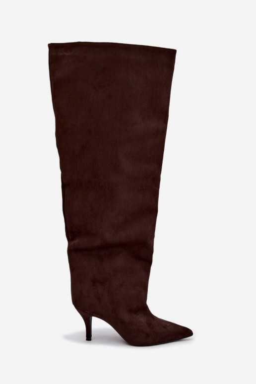 Botas altas para mujer slip-on con tacones finos en color chocolate Corly