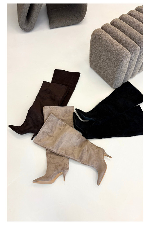 Botas altas para mujer slip-on con tacones finos en color chocolate Corly