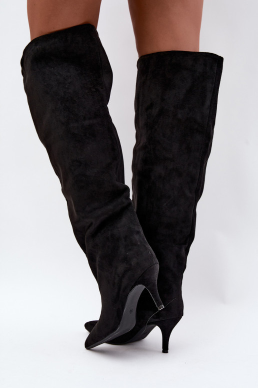 Botas altas para mujer slip-on con tacones finos en color negro Corly