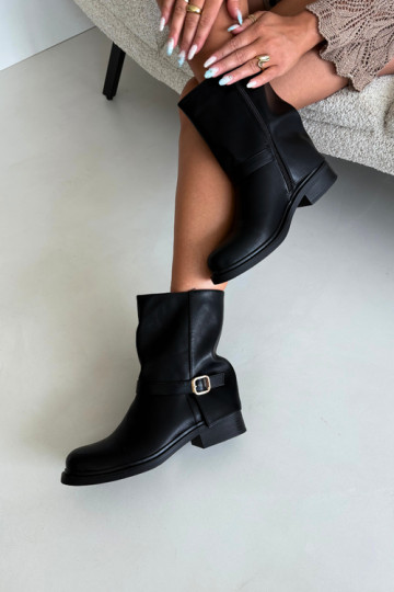 Botines aislados para mujer con hebillas en color negro Corley