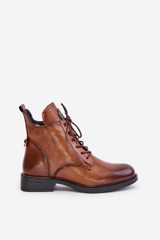 Botines marrones aislados con amplios tacones ornamentados Leonise