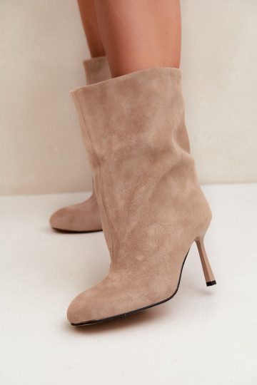 Botines color arena con tacones delgados Slouchy Penrose 2