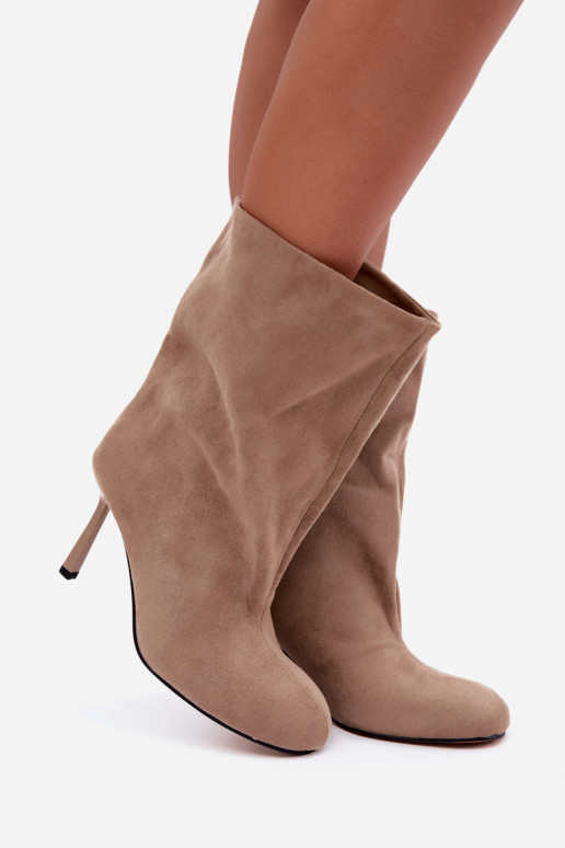 Botines color arena con tacones delgados Slouchy Penrose