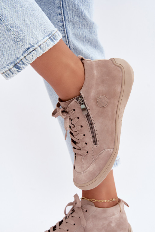 Zapatos de mujer en ante sintético color arena Brindle