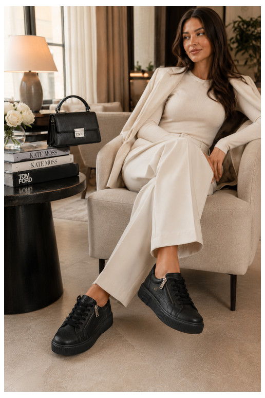 Zapatillas de mujer con plataforma en cuero sintético negro Corisa