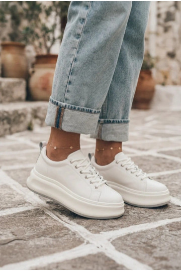 Zapatillas blancas para mujer con plataforma GOE SS2N4021