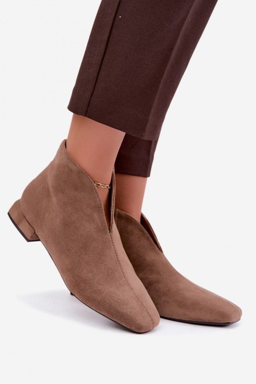 Botines bajos color arena Cut Out con tacones anchos Canella