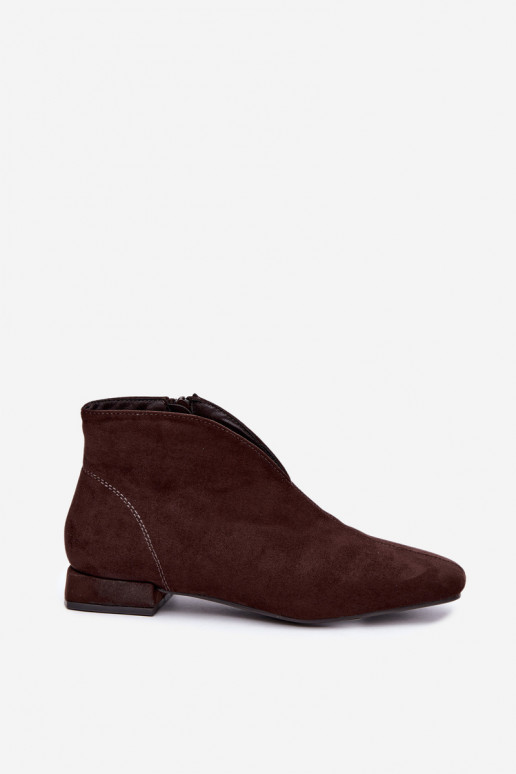 Botines bajos color chocolate Cut Out con tacones anchos Canella