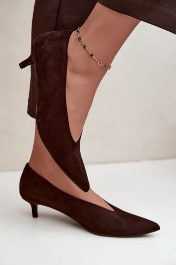 Zapatos de ante color chocolate con Kitten Heel Nuretta 2