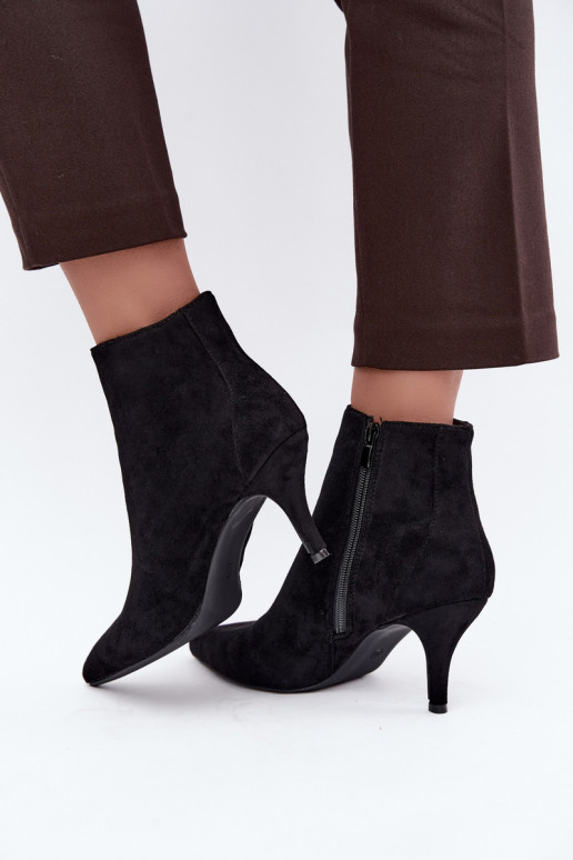 Botines negros de ante sintético con tacones puntiagudos Niretta