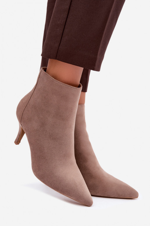 Botines kaki de ante sintético con tacones puntiagudos Niretta