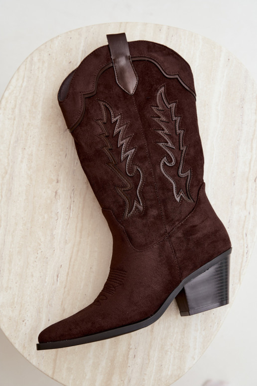 Botas de ante sintético color chocolate estilo cowboy con tacones Jarissa