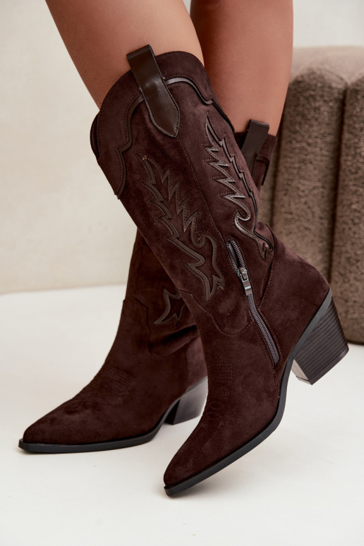 Botas de ante sintético color chocolate estilo cowboy con tacones Jarissa