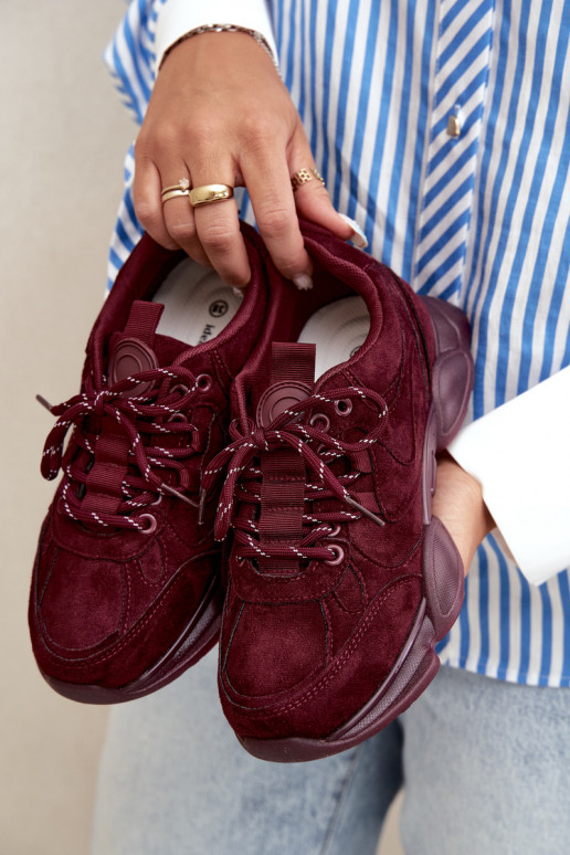 Zapatillas para mujer en color burdeos Shaley