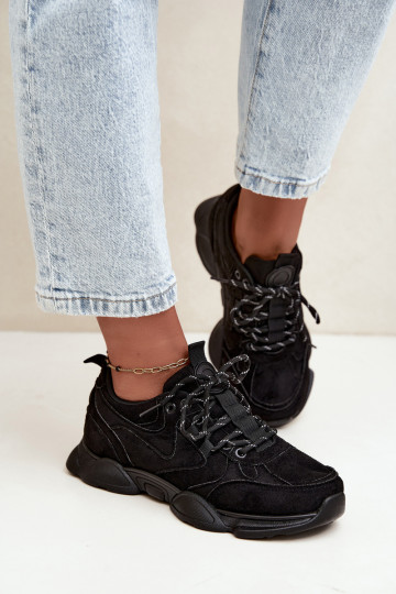 Zapatillas para mujer en color negro Shaley