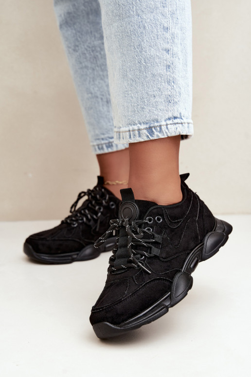 Zapatillas para mujer en color negro Shaley