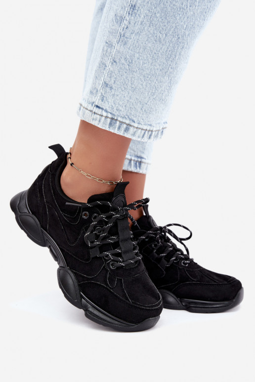 Zapatillas para mujer en color negro Shaley