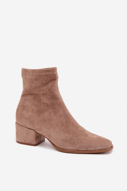 Botines de mujer con tacón tipo Klocek en color caqui Rosley