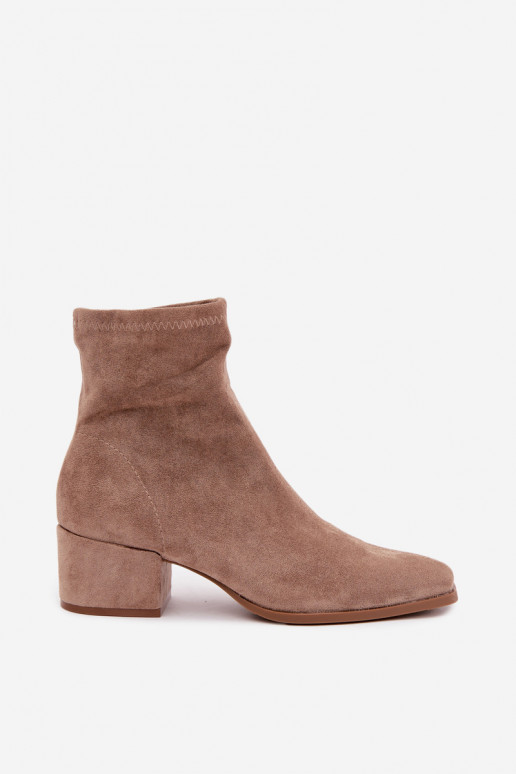 Botines de mujer con tacón tipo Klocek en color caqui Rosley