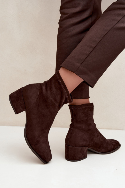 Botines de mujer con tacón tipo Klocek en color chocolate Rosley