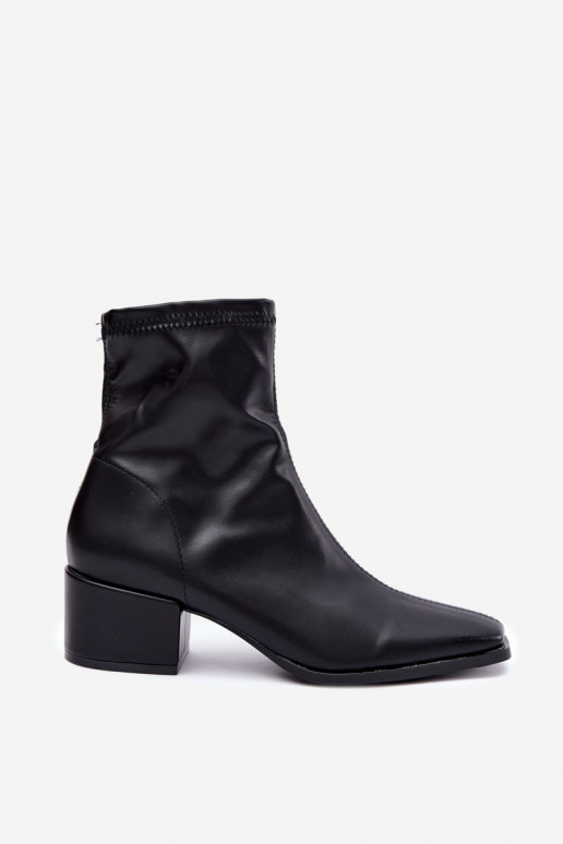Botines de mujer con tacón tipo Klocek de cuero sintético en color negro Rosley