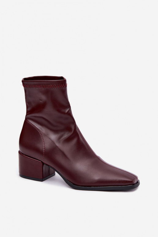 Botines de mujer con tacón tipo Klocek de cuero sintético en color burdeos Rosley