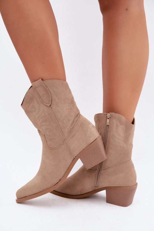 botines de estilo cowboy forrados con tacón en color arena Corlie