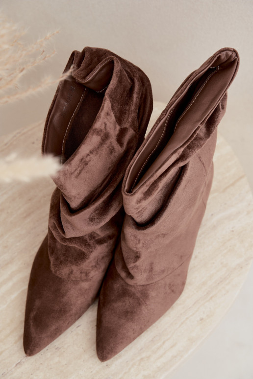 botines slouchy de tacón en color caqui Farren