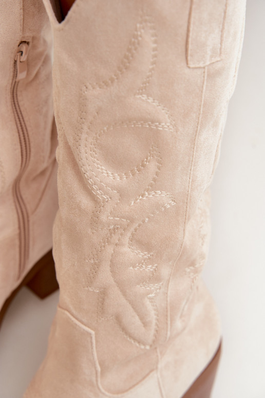 botas de estilo cowboy largas con tacón en color marfil INesly