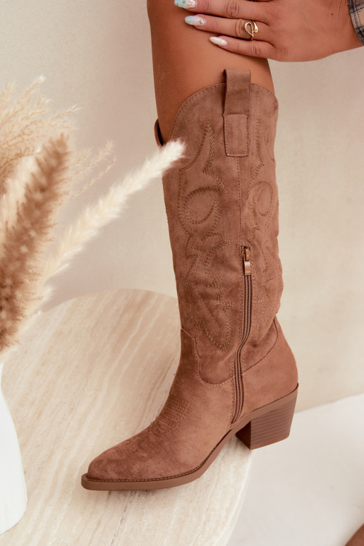 botas de estilo cowboy largas con tacón en color marrón INesly