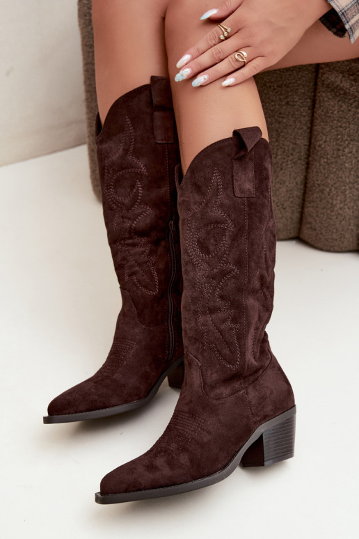 botas de estilo cowboy largas con tacón en color chocolate INesly