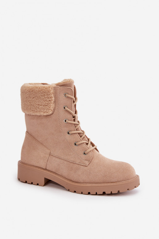 botas de trabajo aisladas para hombre hasta el tobillo en color arena