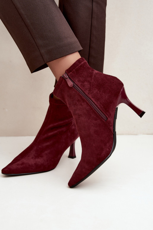 Botines de mujer con tacón delgado y costuras en color burdeos Clancy
