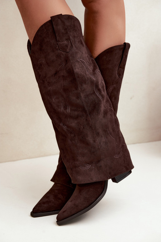 Botas largas de estilo cowboy con tacón y caña cosida en color chocolate Irella