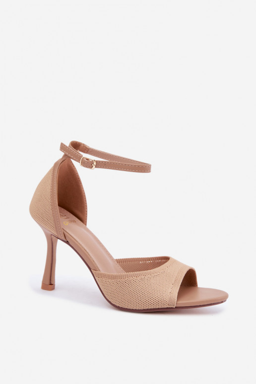 Sandalias con tacones finos en color arena Galya