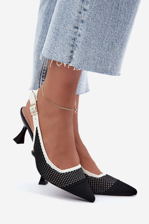 Sandalias de tacón alto caladas negras Evania