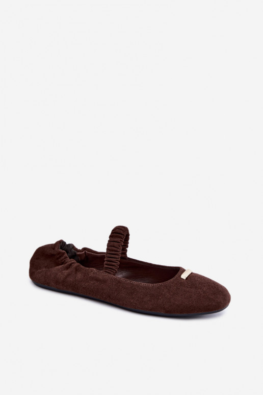 Sandalias de color chocolate con detalles decorativos Brinelle