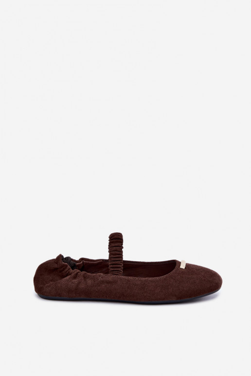Sandalias de color chocolate con detalles decorativos Brinelle