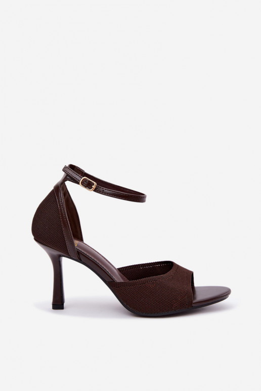 Sandalias de mujer con tacones finos en color chocolate Galya
