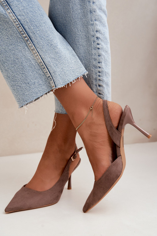 Sandalias de ante sintético Czekolado Cassy con tacones finos en color caqui