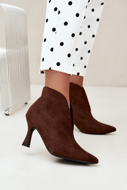 botines para mujer con recortes y tacones en chocolate Jelya