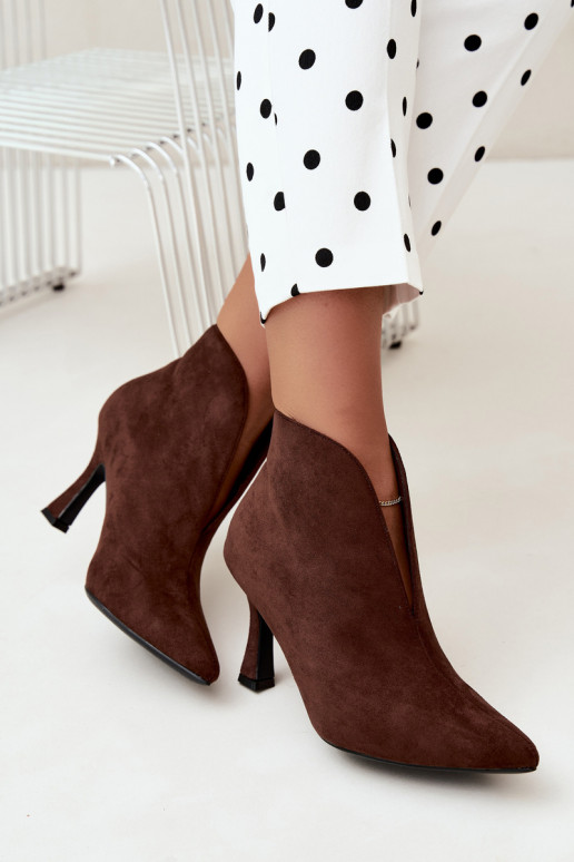 botines para mujer con recortes y tacones en chocolate Jelya
