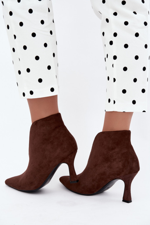 botines para mujer con recortes y tacones en chocolate Jelya