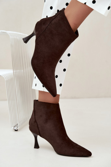 botines aislantes para mujer con tacones en chocolate Elsya